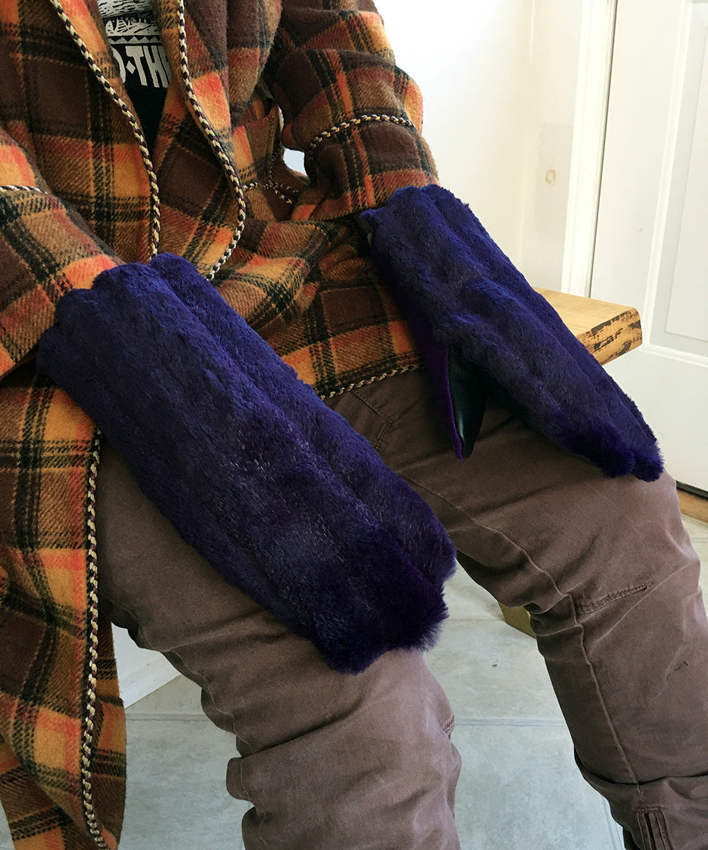 Women's Medium Eco-Friendly Real Fur Mittens - Purple Rabbit Fur
