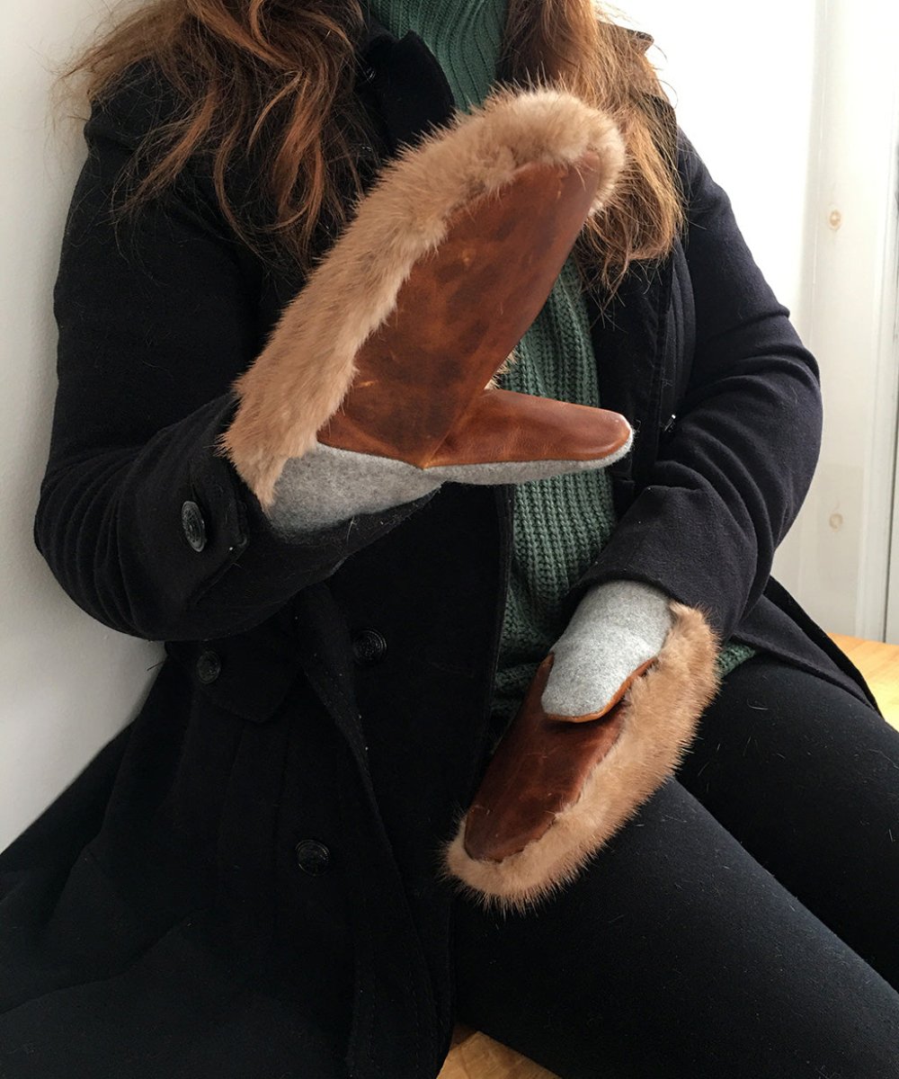 Women's Medium Real Fur Mittens - Autumn Haze Brown Mink - Muffle - Up!