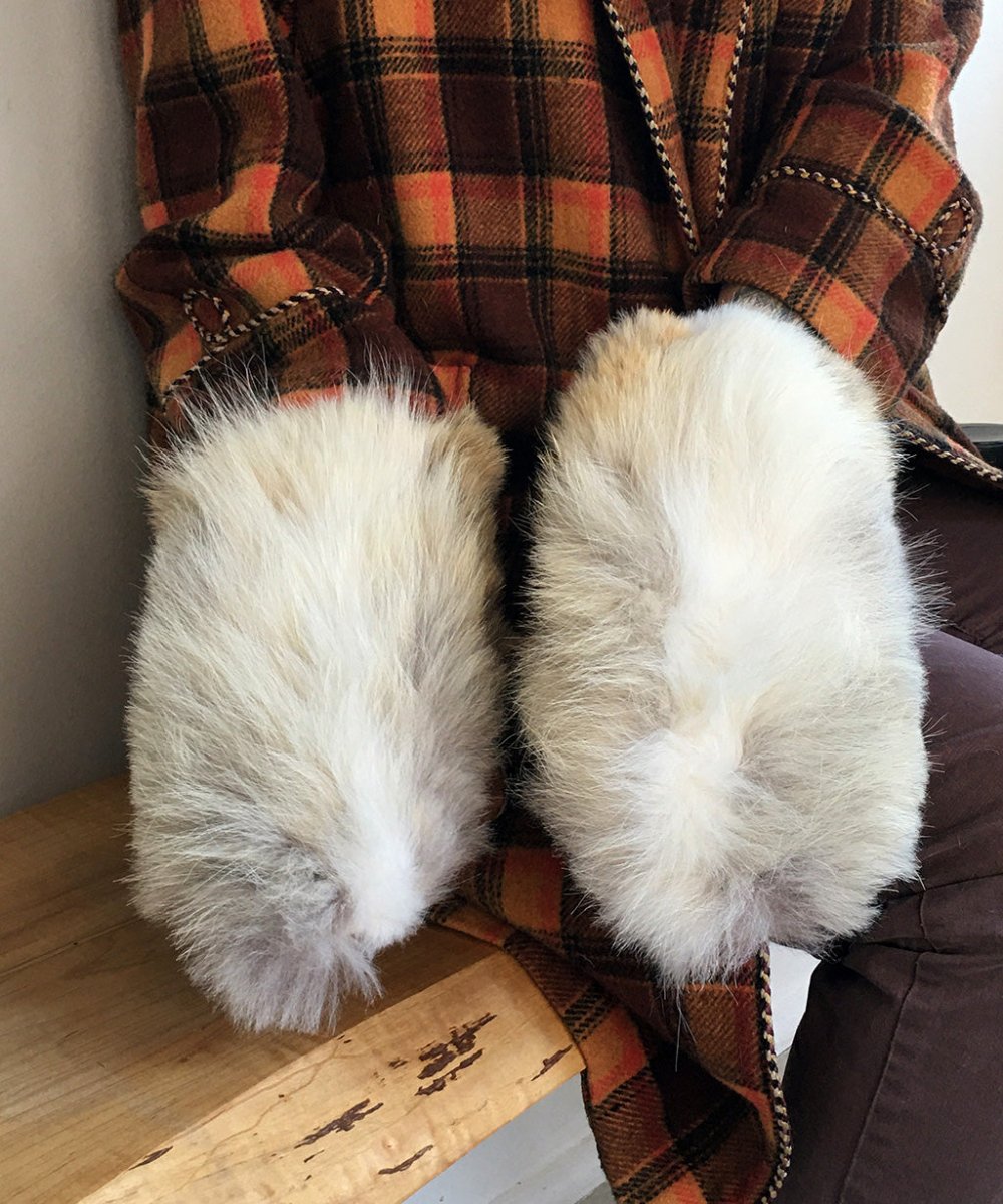 Women's Medium Real Fur Mittens - Coyote Fur 2 - Muffle - Up!