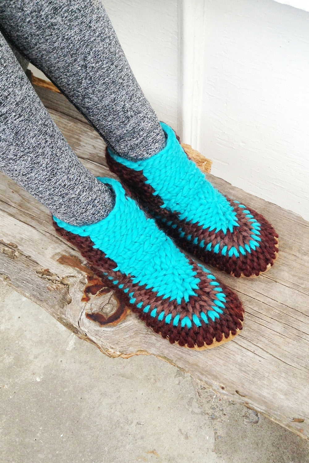 Eco Friendly Merino Wool Slipper Socks for Women with Leather Sole and Fur Lining